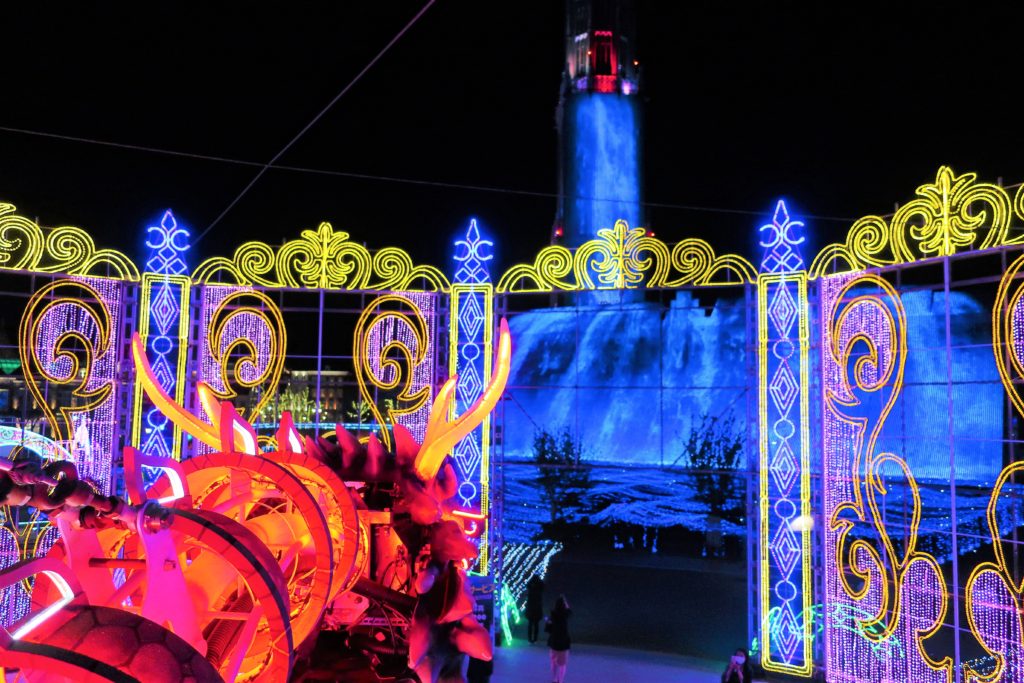 ハウステンボス 光の王国 回り方 光のドラゴンロボットとドムトールンからの光の滝